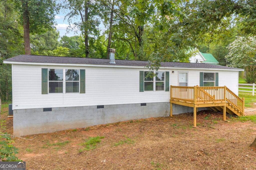 218 Gainesville Street, Carnesville, GA 30521 — photo 2