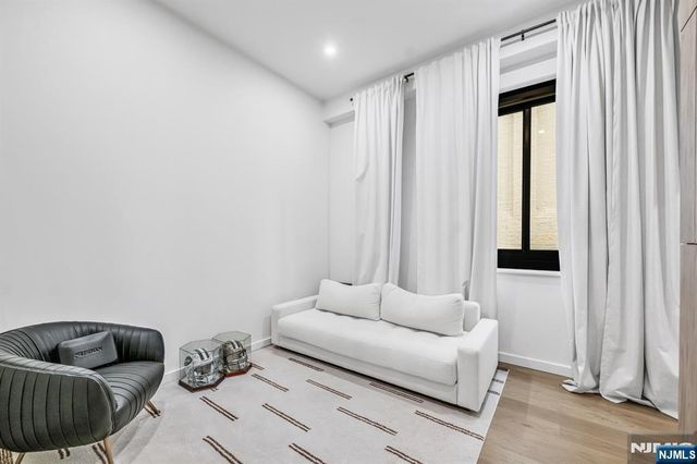 518-536 Gregory Avenue A101, Weehawken, NJ 07086