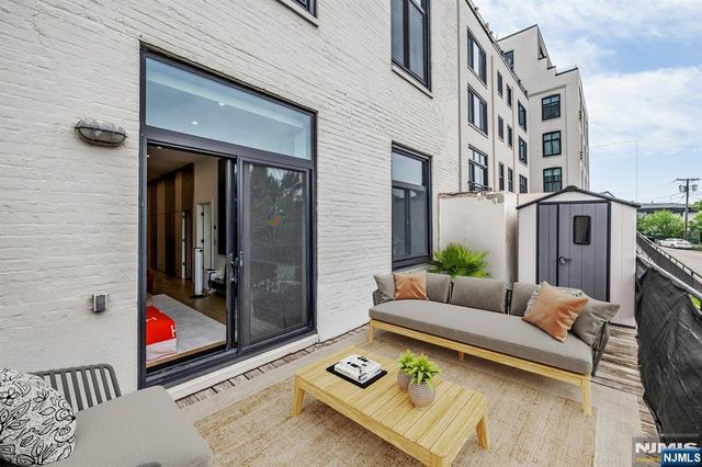 518-536 Gregory Avenue A101, Weehawken, NJ 07086