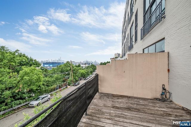 518-536 Gregory Avenue A101, Weehawken, NJ 07086