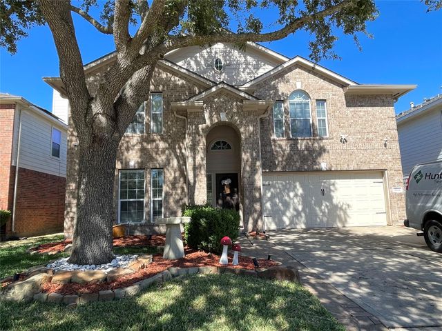 11814 Green Willow Falls Drive, Tomball, TX 77375