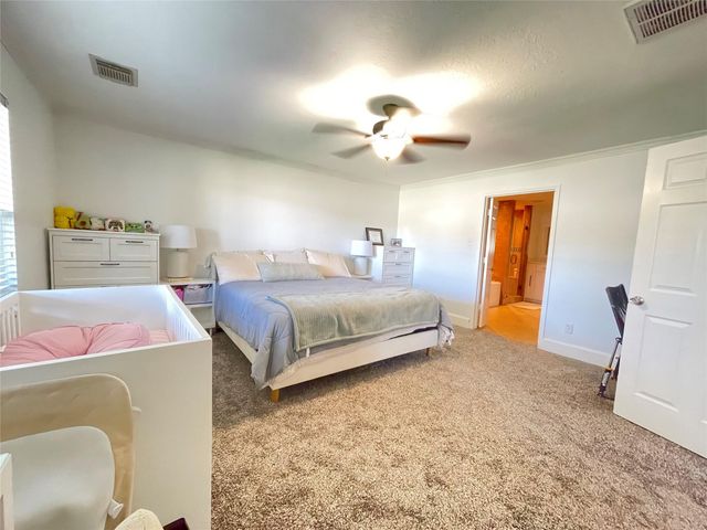 11814 Green Willow Falls Drive, Tomball, TX 77375