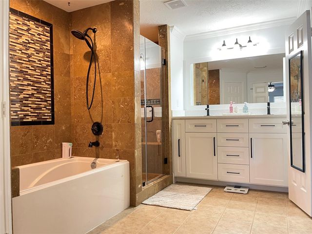 11814 Green Willow Falls Drive, Tomball, TX 77375