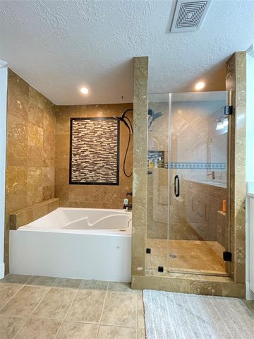 11814 Green Willow Falls Drive, Tomball, TX 77375