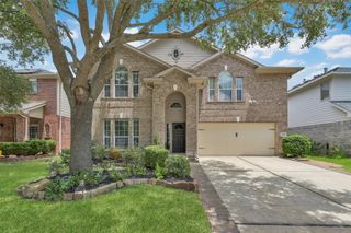 11814 Green Willow Falls Drive, Tomball, TX 77375