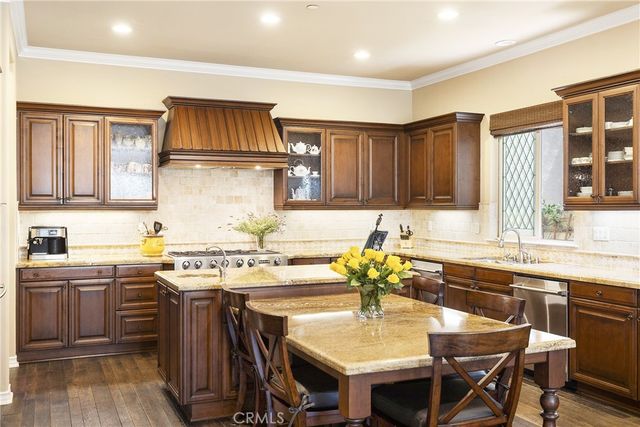 19 Calle Estilo Nuevo, San Clemente, CA 92673