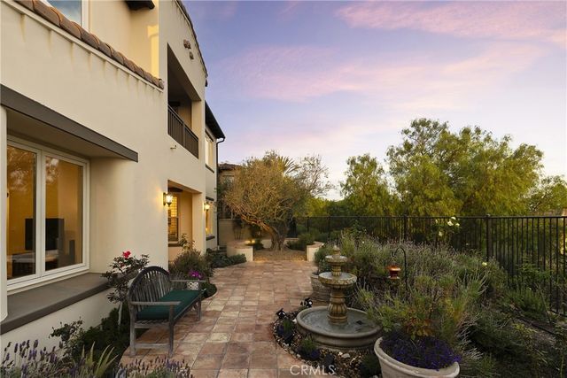 19 Calle Estilo Nuevo, San Clemente, CA 92673