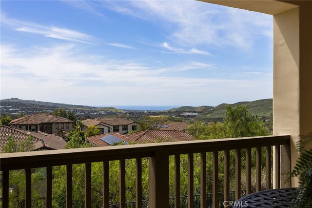 19 Calle Estilo Nuevo, San Clemente, CA 92673
