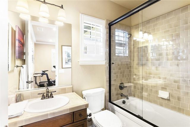 19 Calle Estilo Nuevo, San Clemente, CA 92673