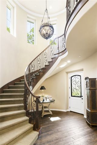 19 Calle Estilo Nuevo, San Clemente, CA 92673