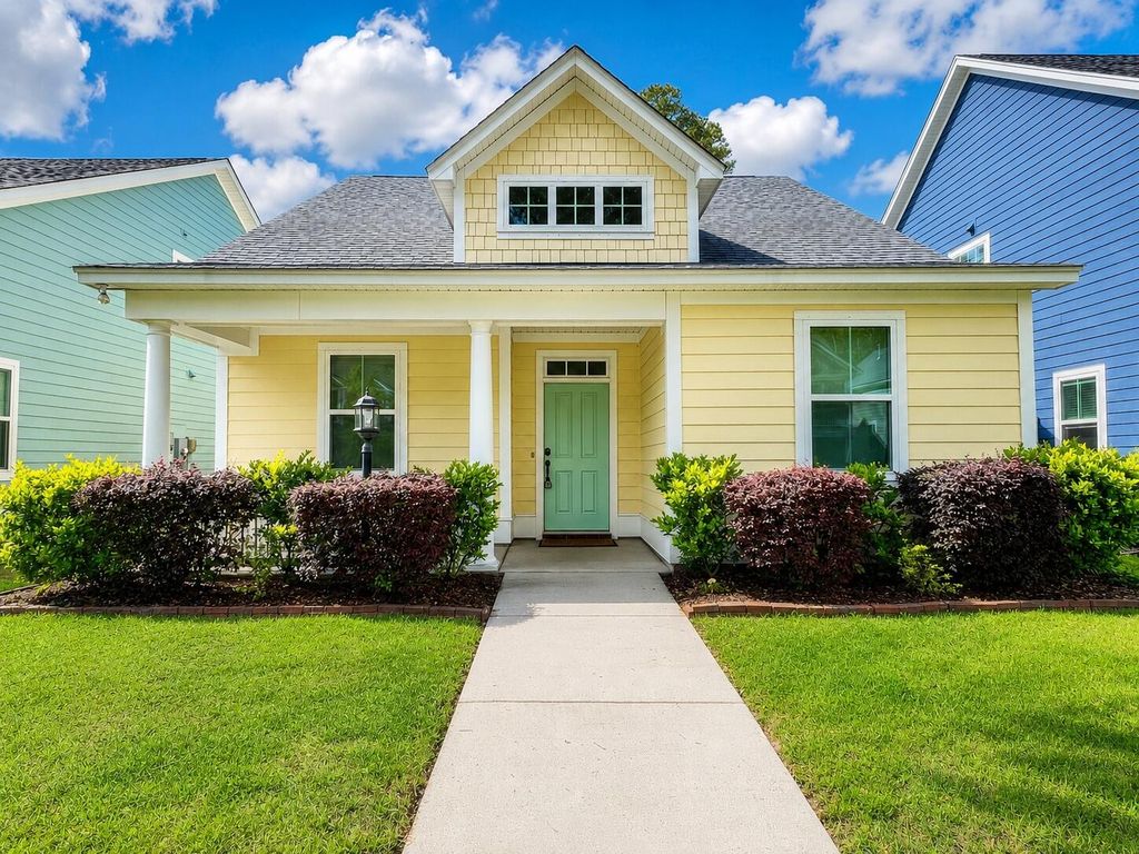 2913 Swamp Sparrow Circle, Johns Island, SC 29455