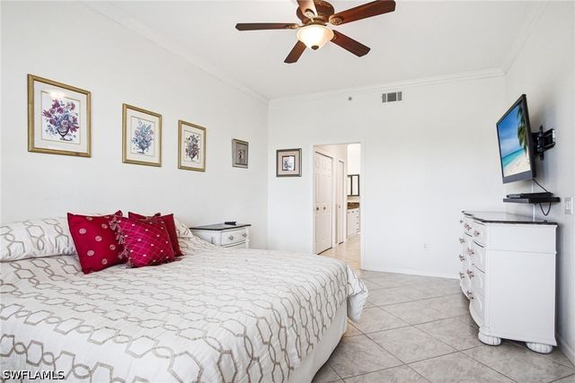 3960 Deer Crossing CT 6-101, Naples, FL 34114