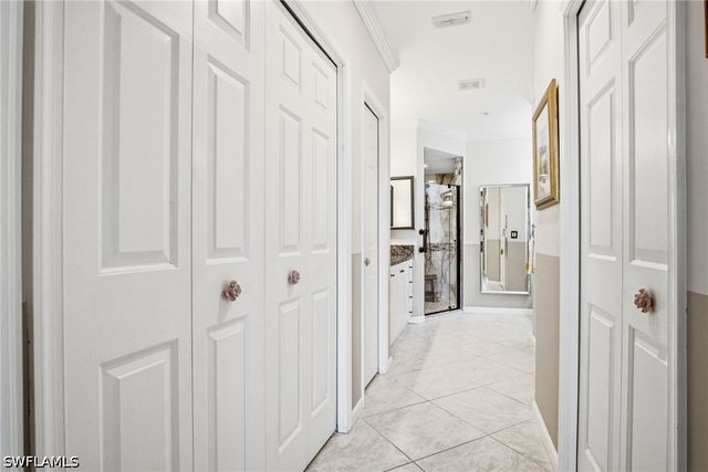 3960 Deer Crossing CT 6-101, Naples, FL 34114