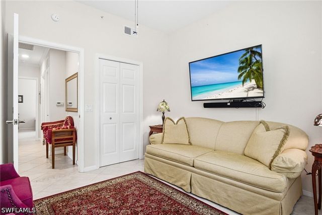 3960 Deer Crossing CT 6-101, Naples, FL 34114
