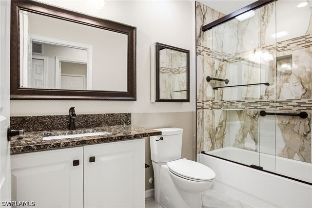 3960 Deer Crossing CT 6-101, Naples, FL 34114
