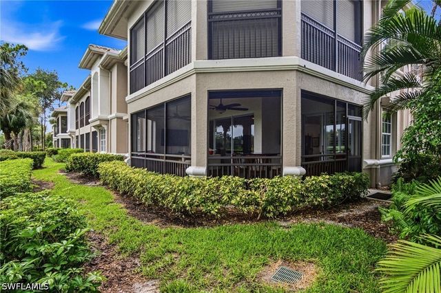 3960 Deer Crossing CT 6-101, Naples, FL 34114