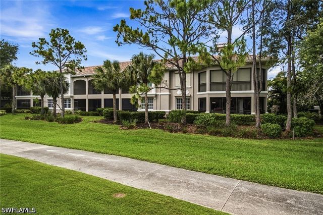 3960 Deer Crossing CT 6-101, Naples, FL 34114