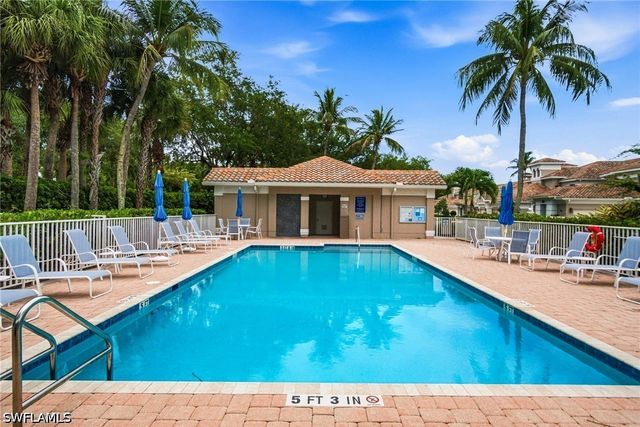 3960 Deer Crossing CT 6-101, Naples, FL 34114