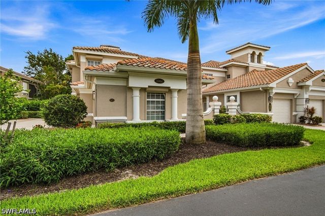 3960 Deer Crossing CT 6-101, Naples, FL 34114