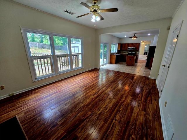 639 Stonebridge Loop, Lithonia, GA 30058