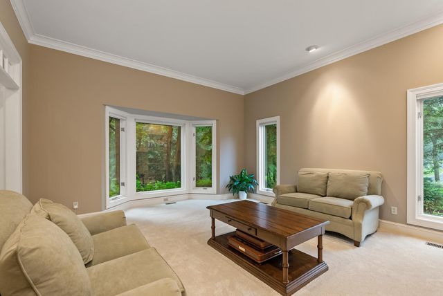 19750 Muirfield Circle, Shorewood, MN 55331