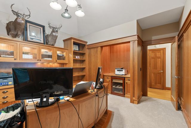 19750 Muirfield Circle, Shorewood, MN 55331