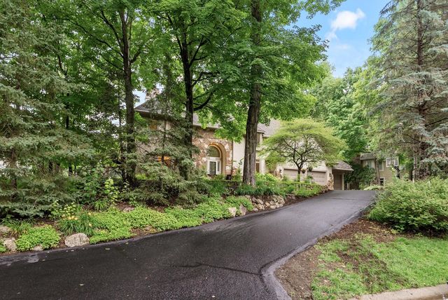 19750 Muirfield Circle, Shorewood, MN 55331