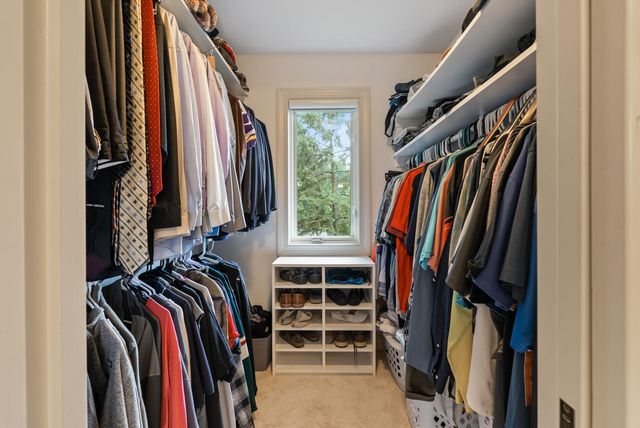 19750 Muirfield Circle, Shorewood, MN 55331