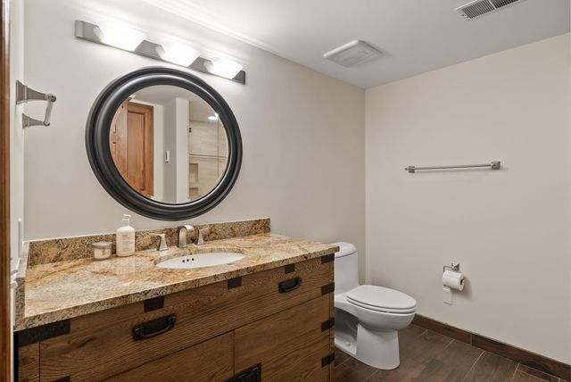 19750 Muirfield Circle, Shorewood, MN 55331