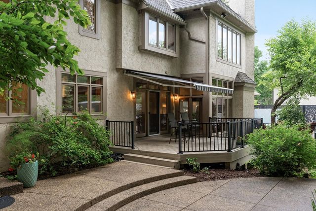 19750 Muirfield Circle, Shorewood, MN 55331