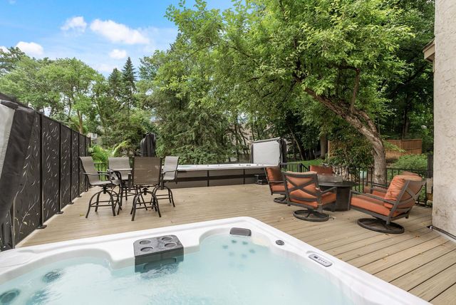 19750 Muirfield Circle, Shorewood, MN 55331