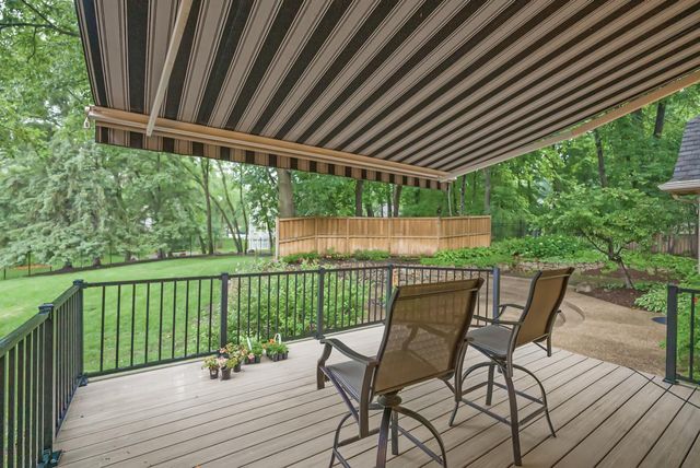 19750 Muirfield Circle, Shorewood, MN 55331