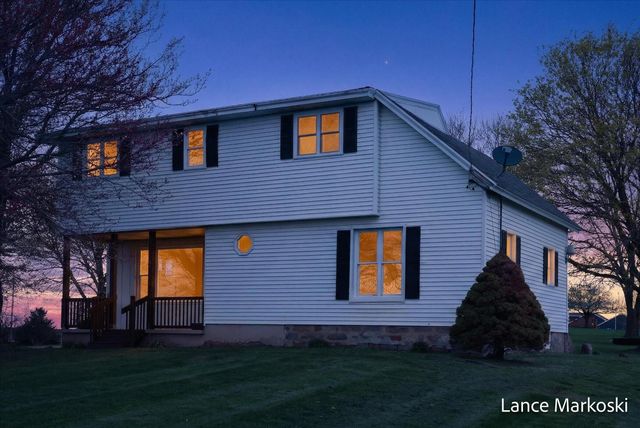 1585 135th Avenue, Hopkins Twp, MI 49348