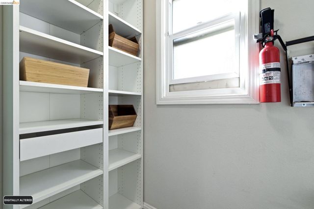 7308 Hillmont, Oakland, CA 94605