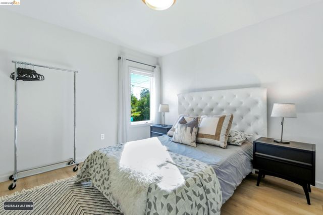 7308 Hillmont, Oakland, CA 94605