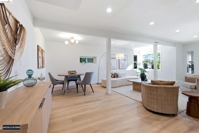7308 Hillmont, Oakland, CA 94605