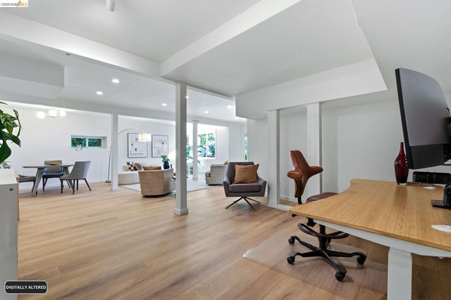 7308 Hillmont, Oakland, CA 94605