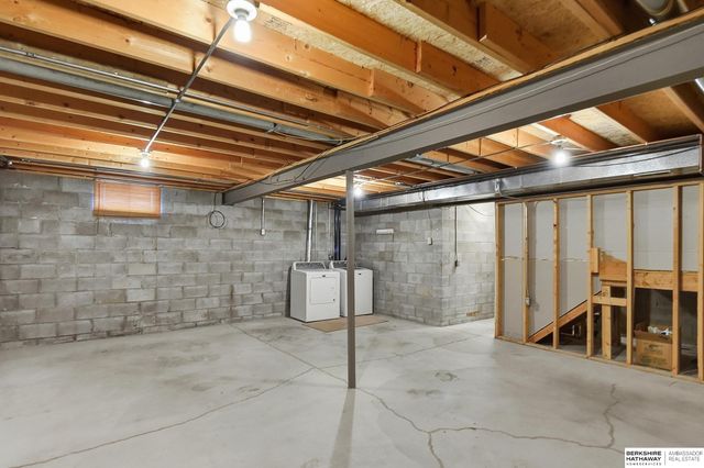 3508 N 104th Avenue, Omaha, NE 68134