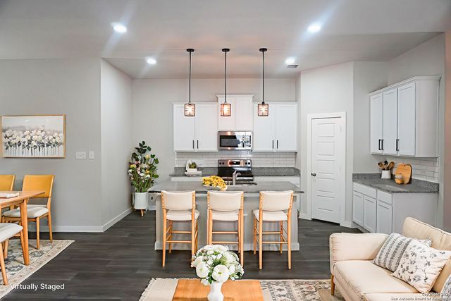 5407 Pearl Vly, San Antonio, TX 78242