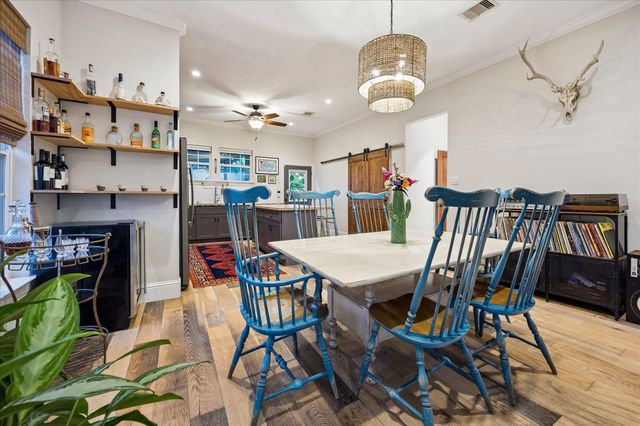 106 Alma Street, Houston, TX 77009