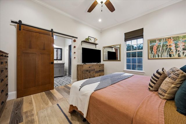 106 Alma Street, Houston, TX 77009