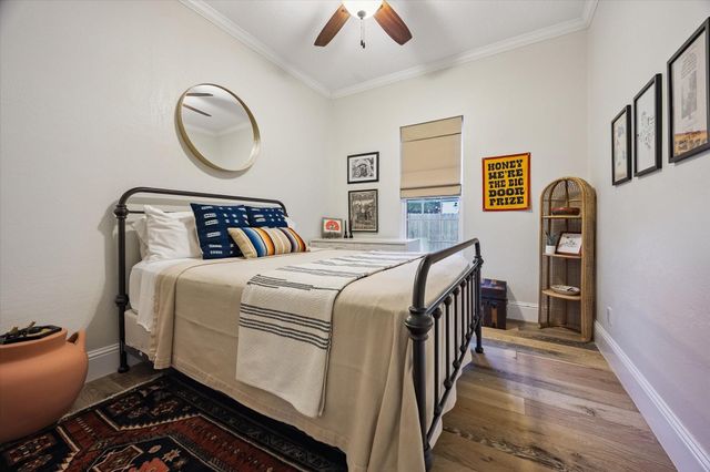 106 Alma Street, Houston, TX 77009