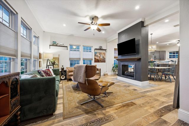 106 Alma Street, Houston, TX 77009