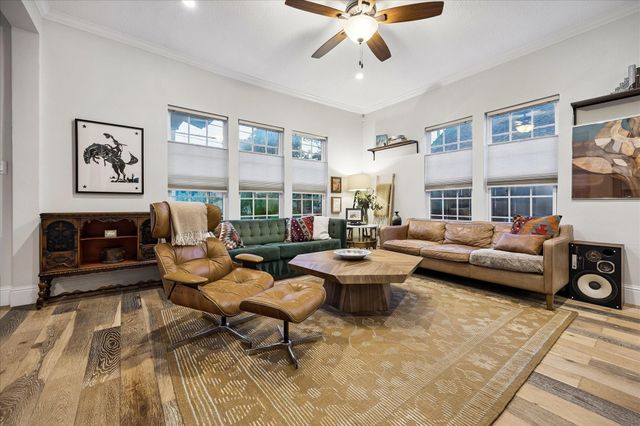 106 Alma Street, Houston, TX 77009