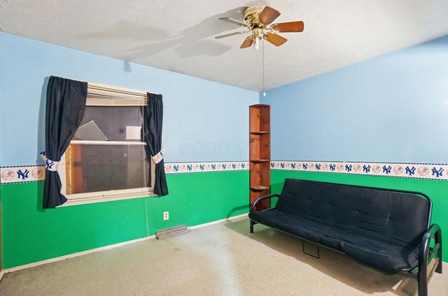 2318 Rodger Road, Obetz, OH 43207