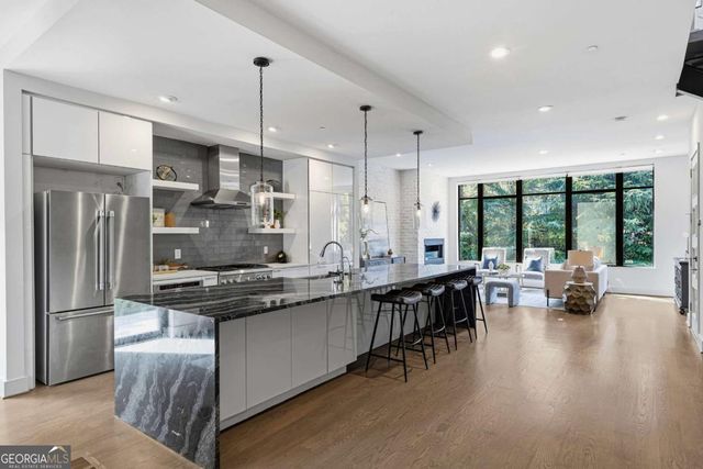 914 Lenox Boulevard NE, Atlanta, GA 30324