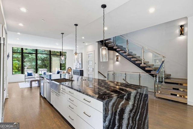 914 Lenox Boulevard NE, Atlanta, GA 30324
