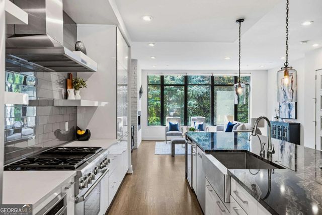 914 Lenox Boulevard NE, Atlanta, GA 30324
