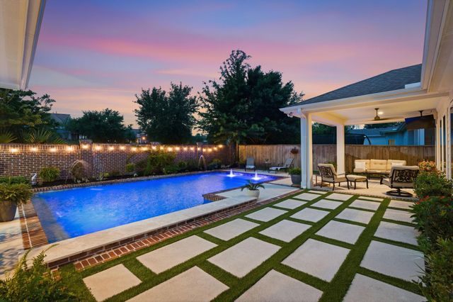 2114 Gadwall Drive, Conroe, TX 77384