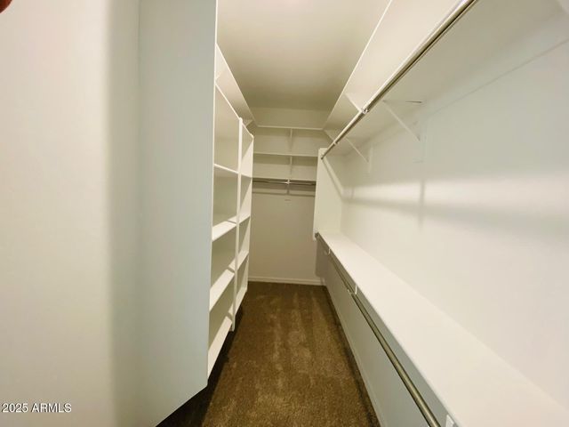 9025 W DENTON Lane, Glendale, AZ 85305